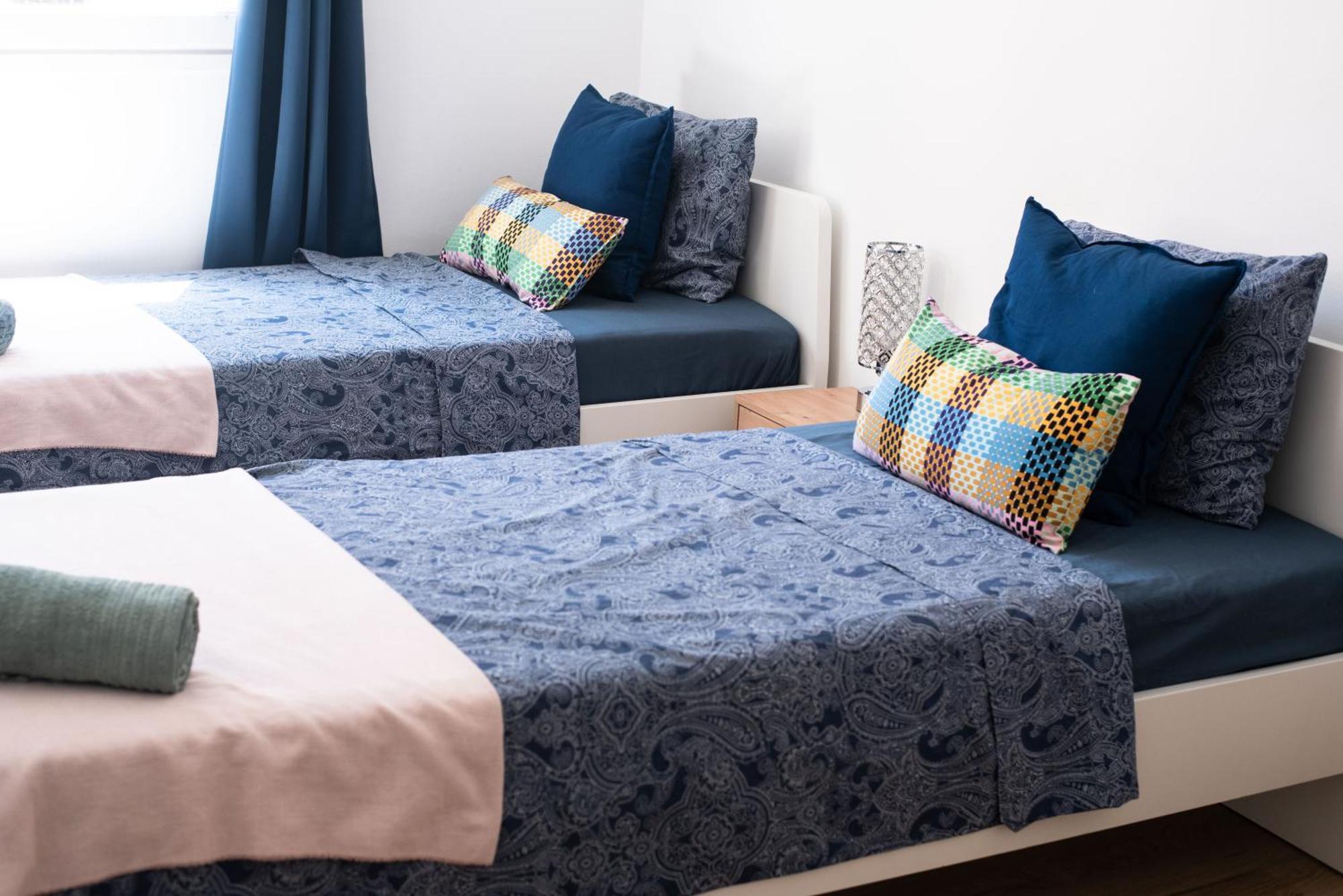 - Sils Hostel *